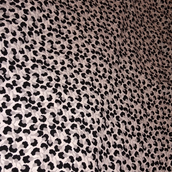 LOFT Patterned Button Down Blouse NWOT Size S - Picture 7 of 9